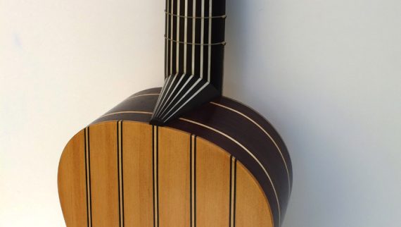 Guitare-baroque-Voboam-1708-Félix Lienhard-luthier-luth-archiluth-théorbe-guitare baroque-