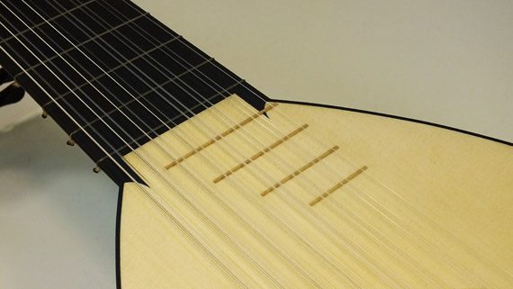 Luth-Renaissance-Félix Lienhard-luthier-luth-archiluth-théorbe-guitare baroque